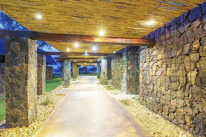 Auas Safari Lodge Windhoek Exteriér fotografie