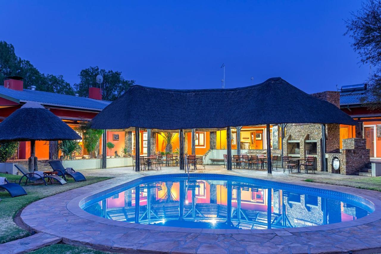 Auas Safari Lodge Windhoek Exteriér fotografie